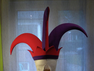 Bee Festival Hats & Bonnets